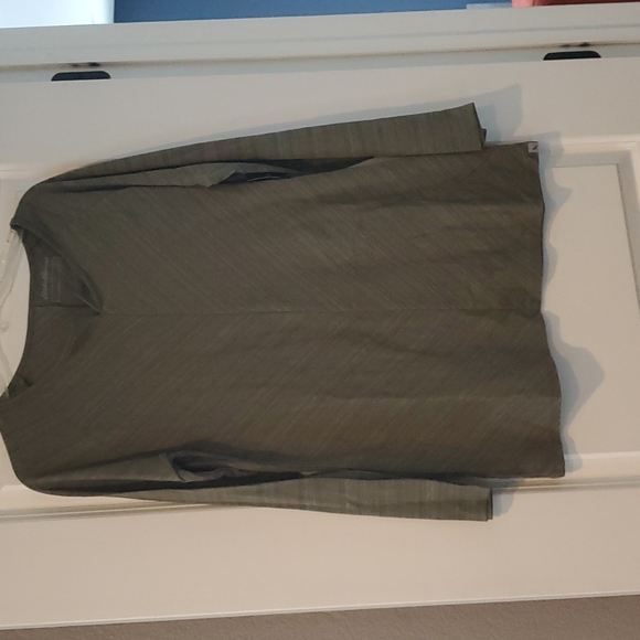 Top - Picture 1 of 3